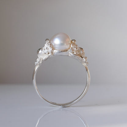 IMMORTELLE II pearl ring