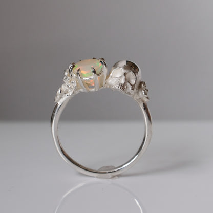 VANITAS white opal skull ring