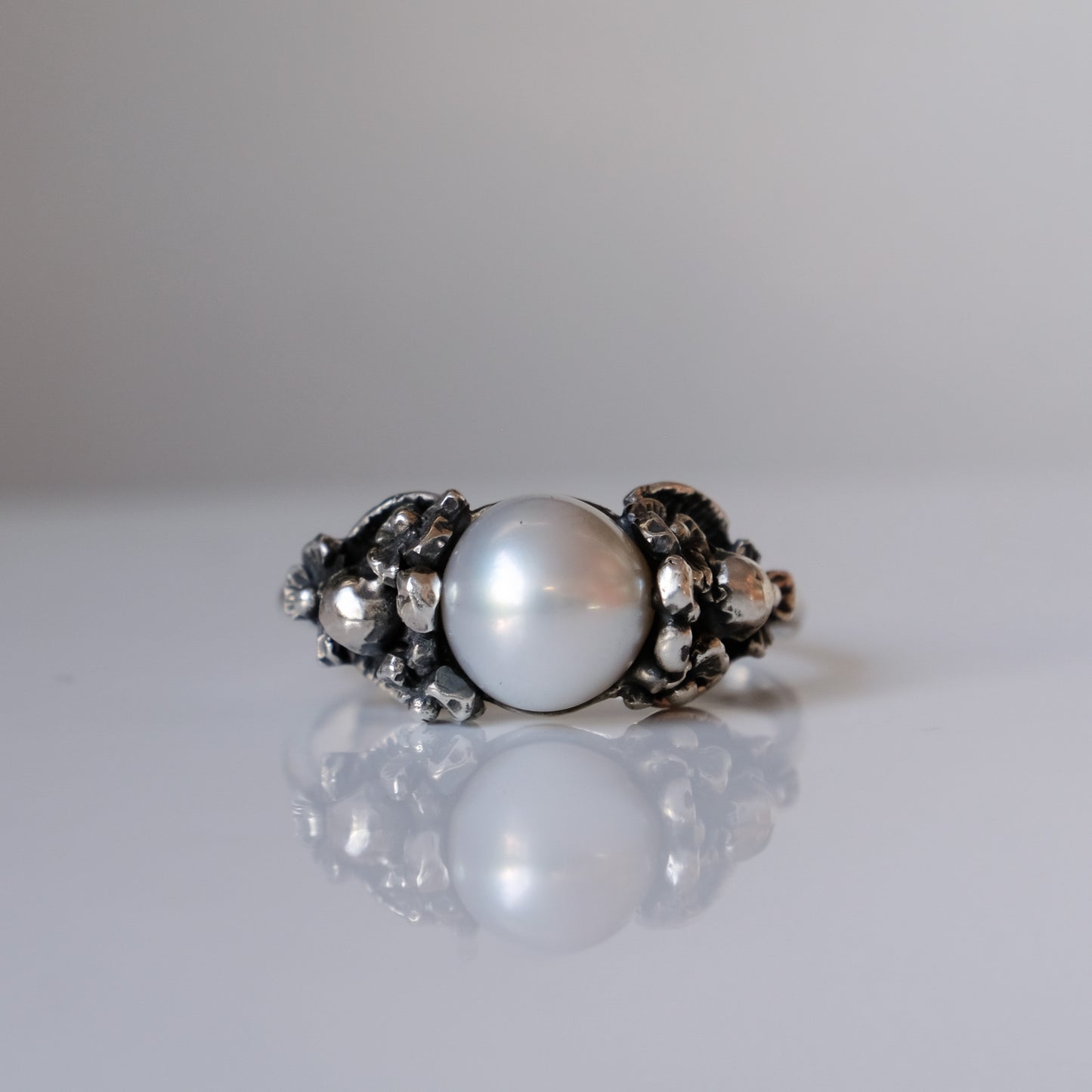 IMMORTELLE II pearl ring