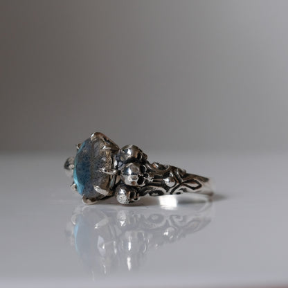 CERBERUS labradorite skull ring