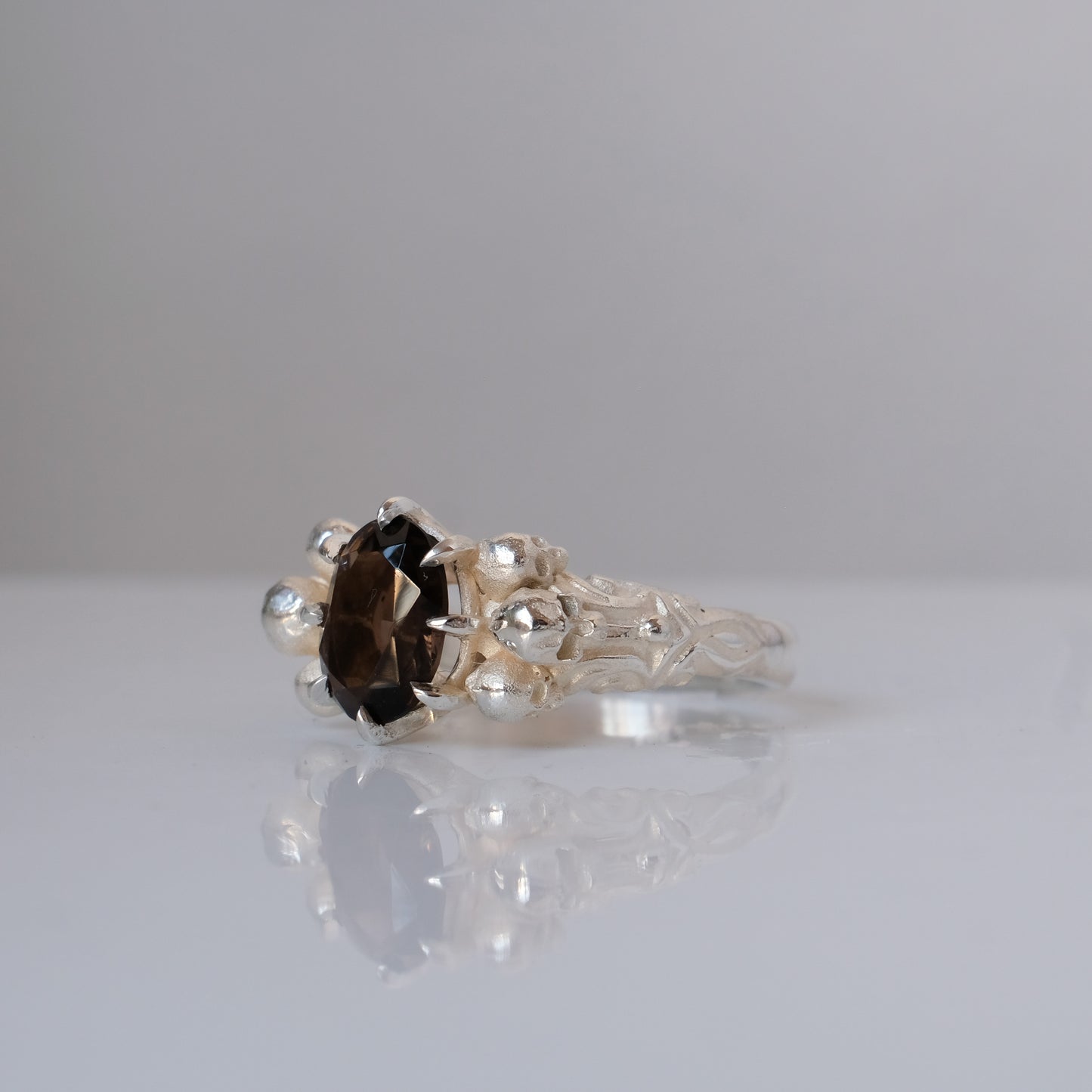 CERBERUS smokey quartz skull ring