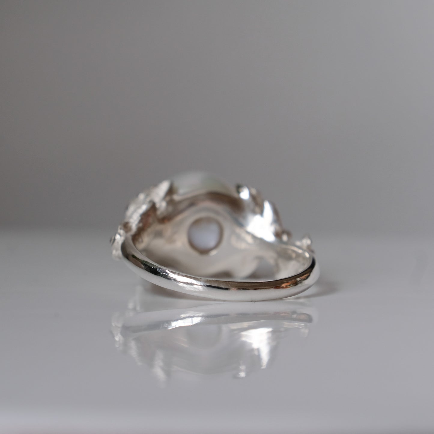 IMMORTELLE pearl ring