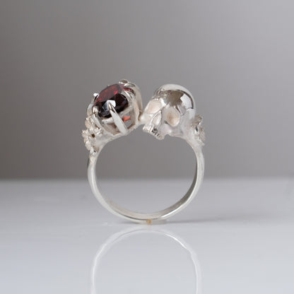 VANITAS garnet ring