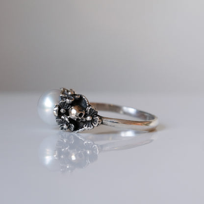 IMMORTELLE II pearl ring