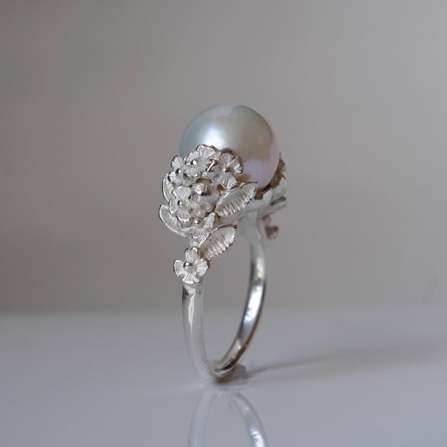 IMMORTELLE pearl ring