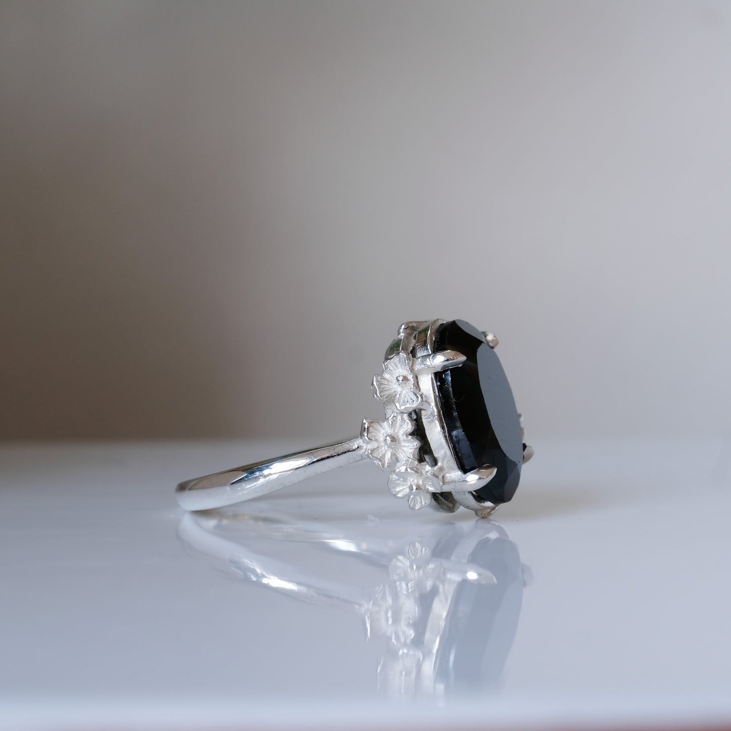 TALON black spinel ring