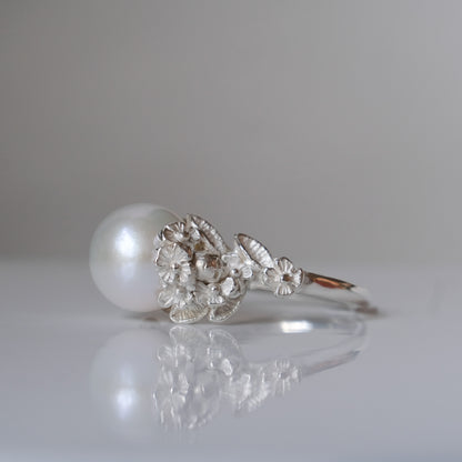 IMMORTELLE pearl ring