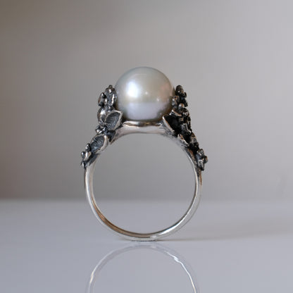 IMMORTELLE pearl ring